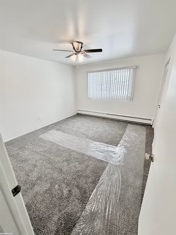 18765 Eastland Street Unit 8, Roseville, MI 48066