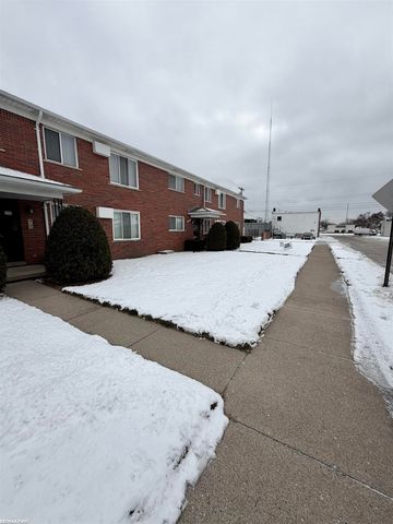 18765 Eastland Street Unit 8, Roseville, MI 48066