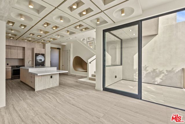 1021 N Ogden Drive PH 6, West Hollywood, CA 90046