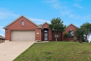 11000 Owl Creek Drive, Fort Worth, TX 76179