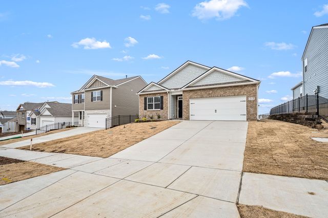 1512 Mountain View Dr, Lebanon, TN 37090