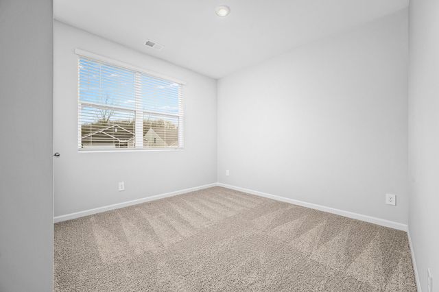 1512 Mountain View Dr, Lebanon, TN 37090