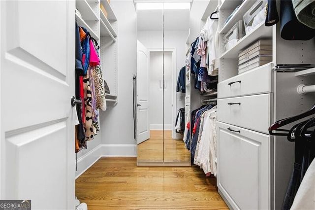 2720 Orchard Knob SE, Vinings, GA 30339