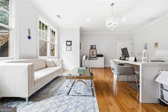 2720 Orchard Knob SE, Vinings, GA 30339