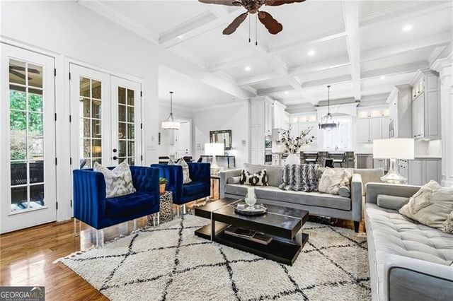 2720 Orchard Knob SE, Vinings, GA 30339