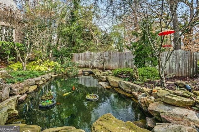 2720 Orchard Knob SE, Vinings, GA 30339