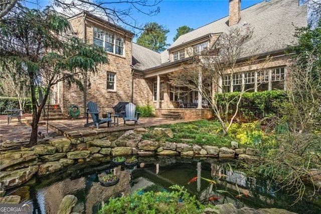 2720 Orchard Knob SE, Vinings, GA 30339