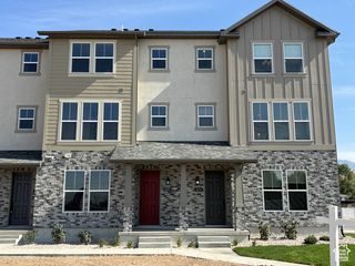 1696 N 1600 W #127, Layton, UT 84040