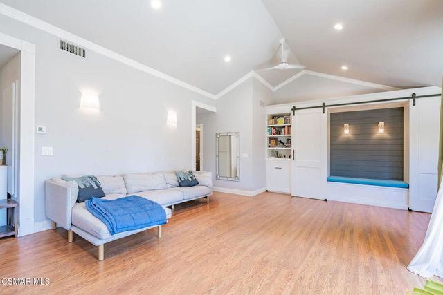 2265 Workman Avenue 6, Simi Valley, CA 93063