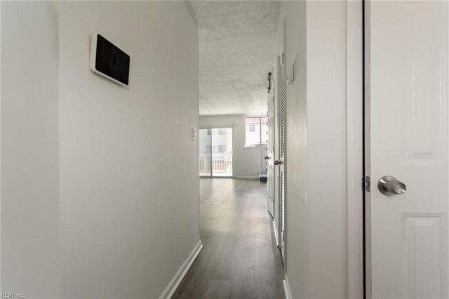 13 Cantamar CT, Hampton, VA 23664