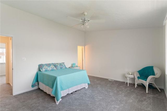 13 Cantamar CT, Hampton, VA 23664