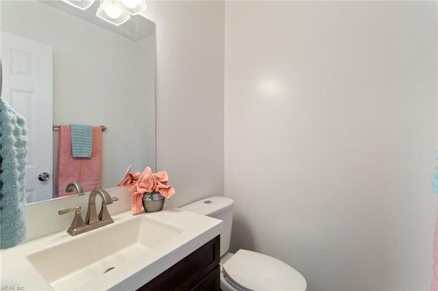 13 Cantamar CT, Hampton, VA 23664