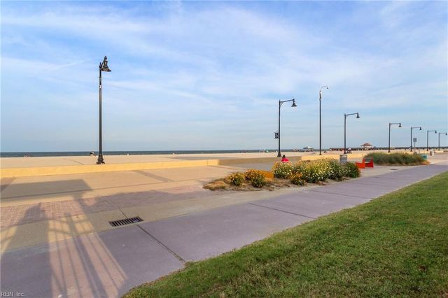 13 Cantamar CT, Hampton, VA 23664