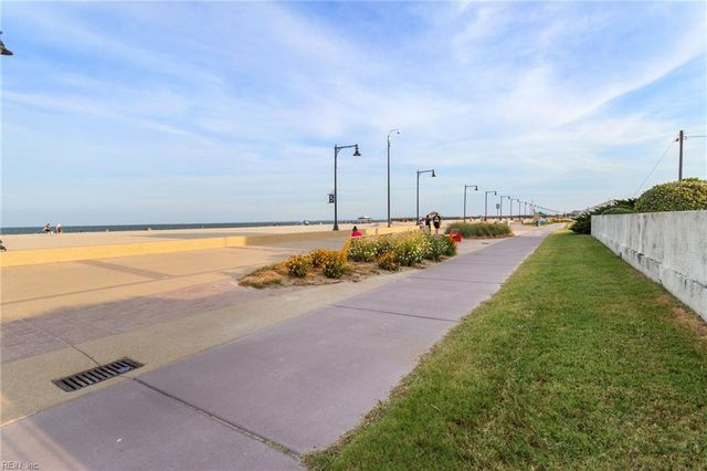 13 Cantamar CT, Hampton, VA 23664