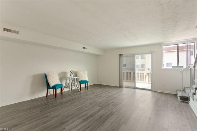 13 Cantamar CT, Hampton, VA 23664