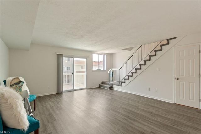 13 Cantamar CT, Hampton, VA 23664