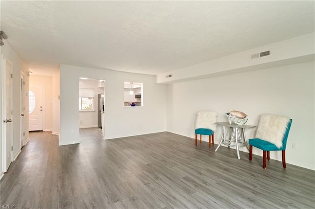 13 Cantamar CT, Hampton, VA 23664