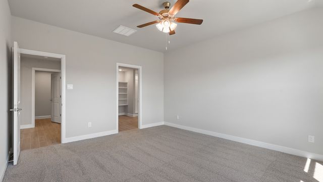 1301 HONEY CREEK Drive, Desoto, TX 75115