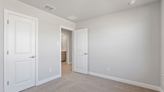1301 HONEY CREEK Drive, Desoto, TX 75115