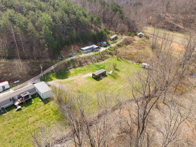 165 Frank Williams Road, Salyersville, KY 41465