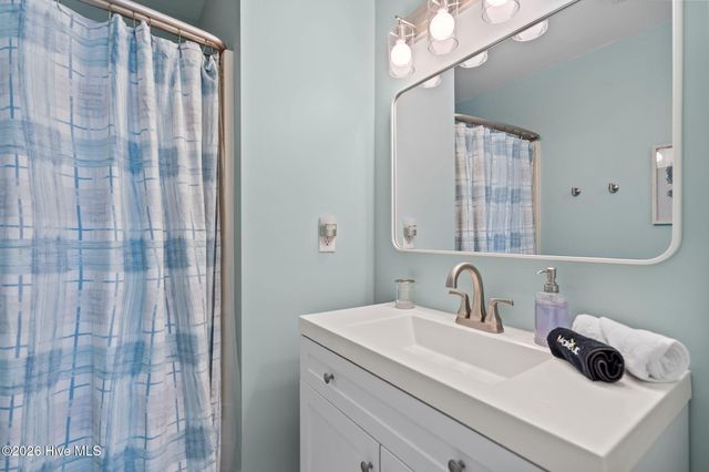 1412 Canal Drive Apt C, Carolina Beach, NC 28428