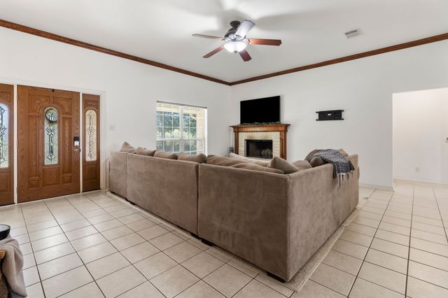 555 Rs County Road 4510, Point, TX 75472