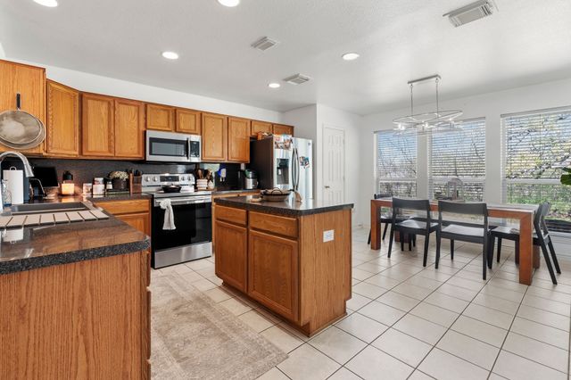 555 Rs County Road 4510, Point, TX 75472