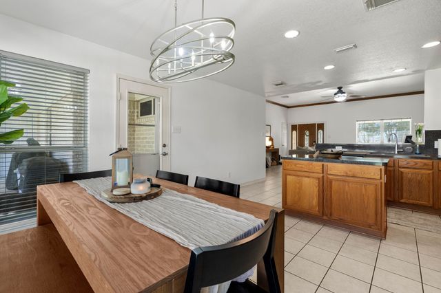 555 Rs County Road 4510, Point, TX 75472