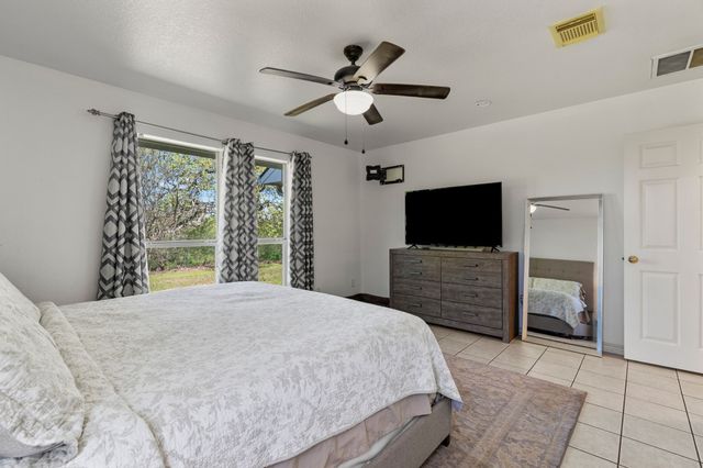 555 Rs County Road 4510, Point, TX 75472