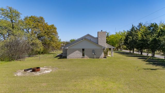 555 Rs County Road 4510, Point, TX 75472