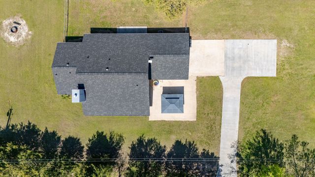 555 Rs County Road 4510, Point, TX 75472