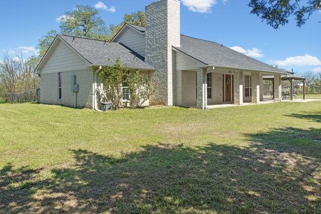 555 Rs County Road 4510, Point, TX 75472
