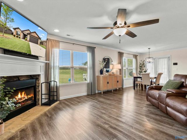 104 White Rock Drive, Harvest, AL 35749