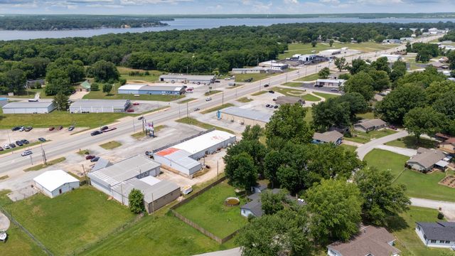 3633 Circle Drive Place, Grove, OK 74344