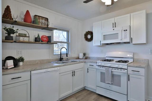 2424 Holt Avenue, Columbus, OH 43219