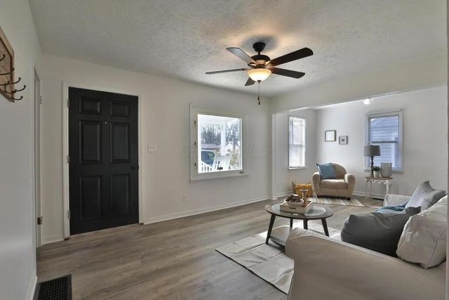 2424 Holt Avenue, Columbus, OH 43219