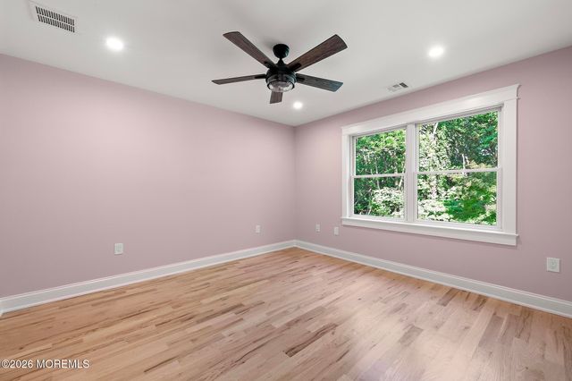 306 Valley Street, Middletown, NJ 07748