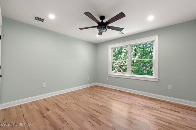 306 Valley Street, Middletown, NJ 07748