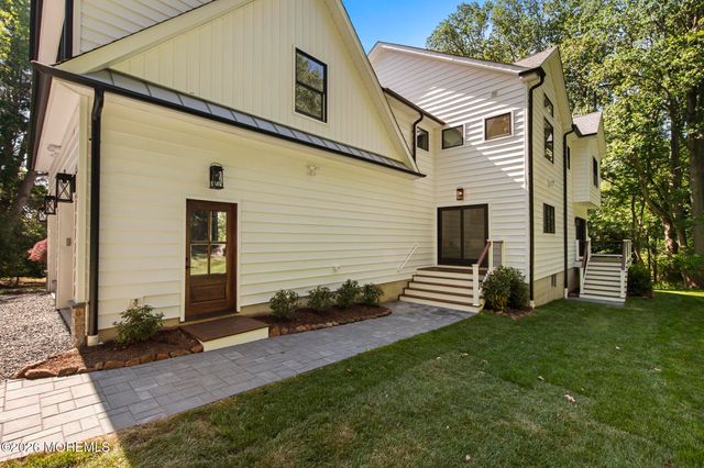 306 Valley Street, Middletown, NJ 07748