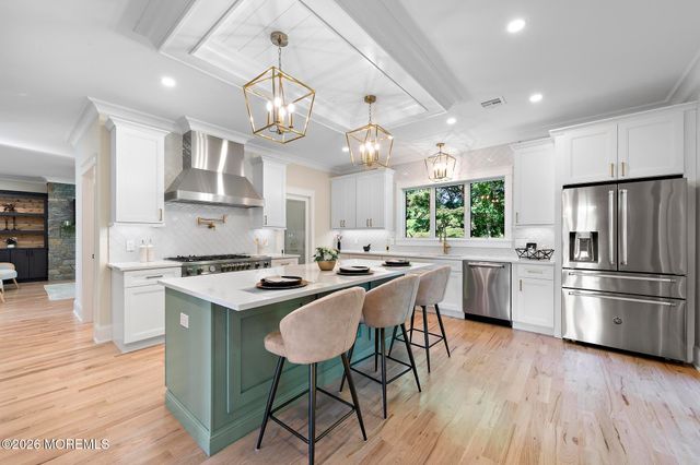 306 Valley Street, Middletown, NJ 07748