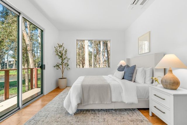 30 Ryans Way, Santa Cruz, CA 95062