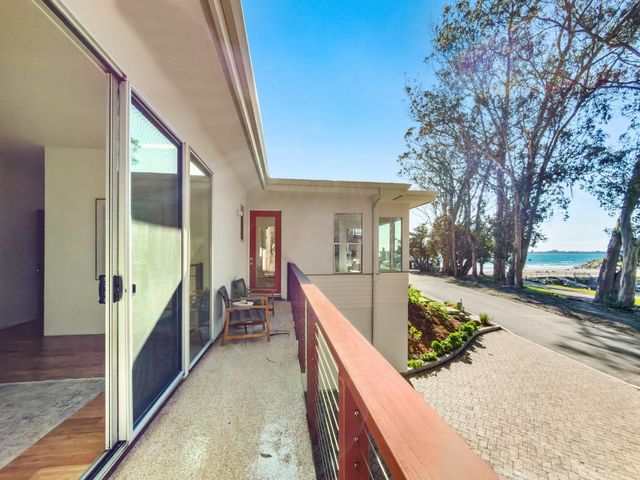 30 Ryans Way, Santa Cruz, CA 95062