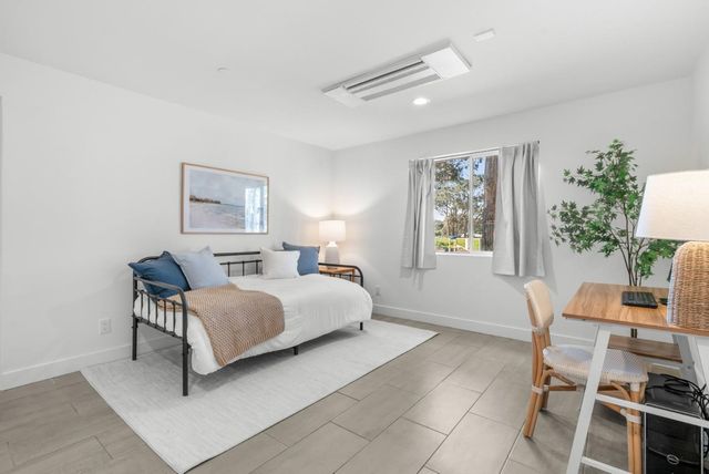 30 Ryans Way, Santa Cruz, CA 95062