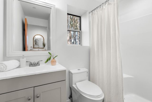 30 Ryans Way, Santa Cruz, CA 95062