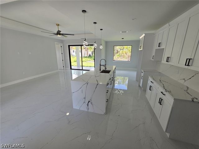 4104 16th AVE NE, Naples, FL 34120