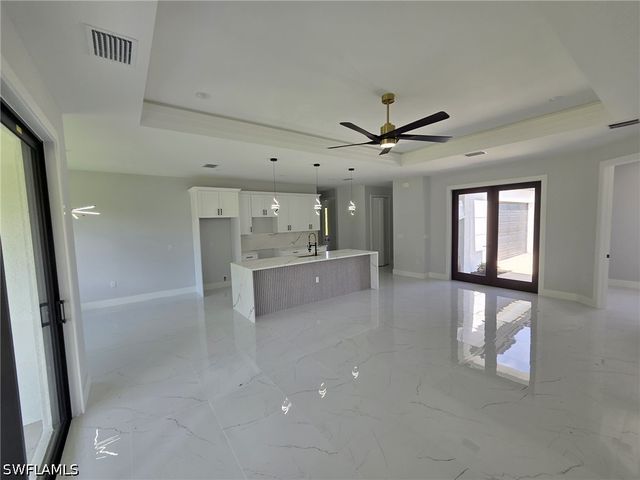 4104 16th AVE NE, Naples, FL 34120