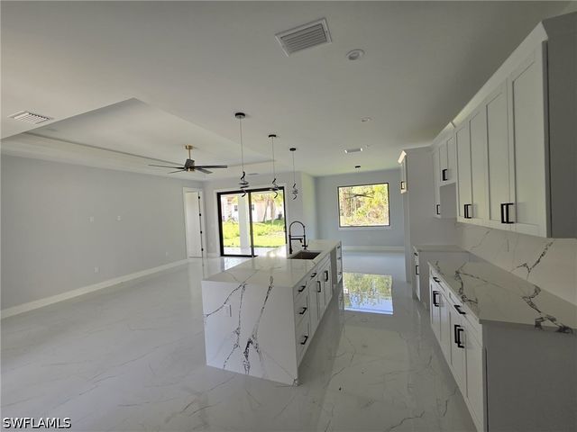 4104 16th AVE NE, Naples, FL 34120
