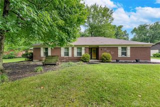 1361 Penbrooke Trail, Washington Twp, OH 45459