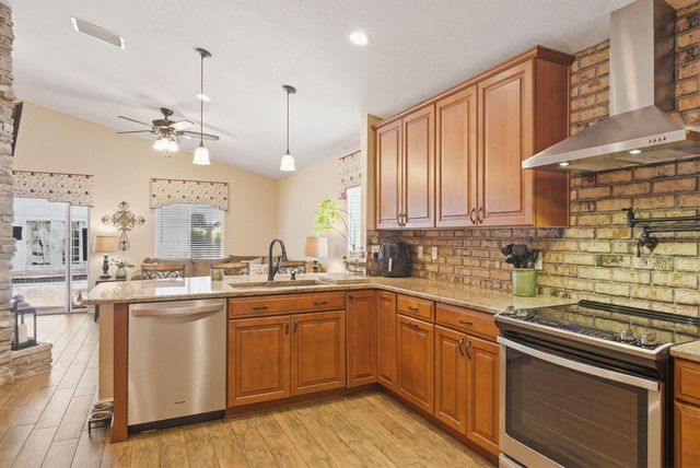 3228 BENTLEY DRIVE, Palm Harbor, FL 34684