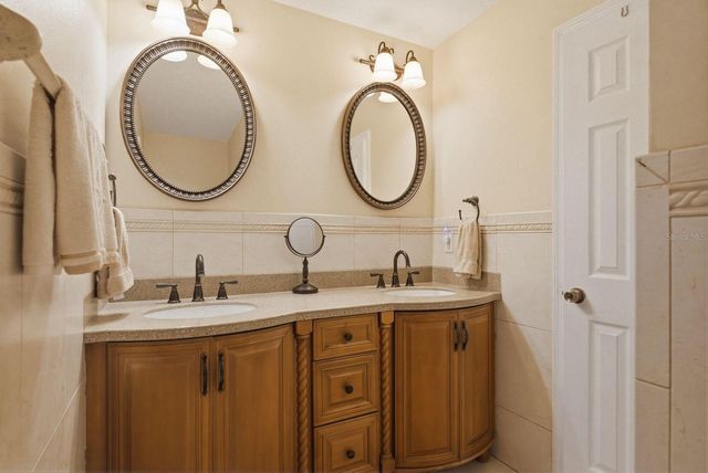 3228 BENTLEY DRIVE, Palm Harbor, FL 34684
